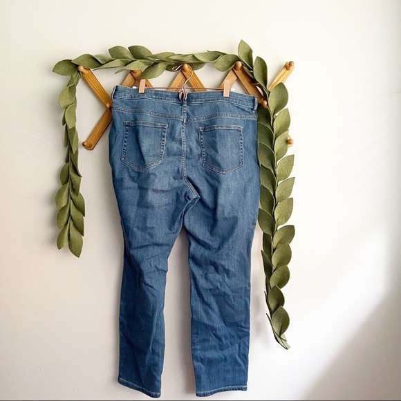 Logo Large Pocket Skinny Jeans - Picture 3 of 5